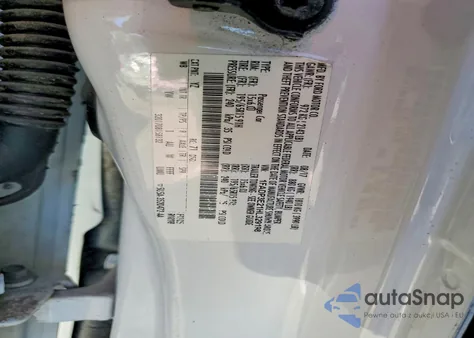 2017 Ford Focus S z USA, uszkodzony, nr VIN 1FADP3E21HL329198